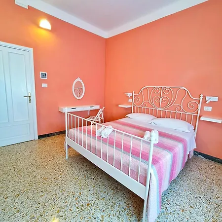 Lc Guest house